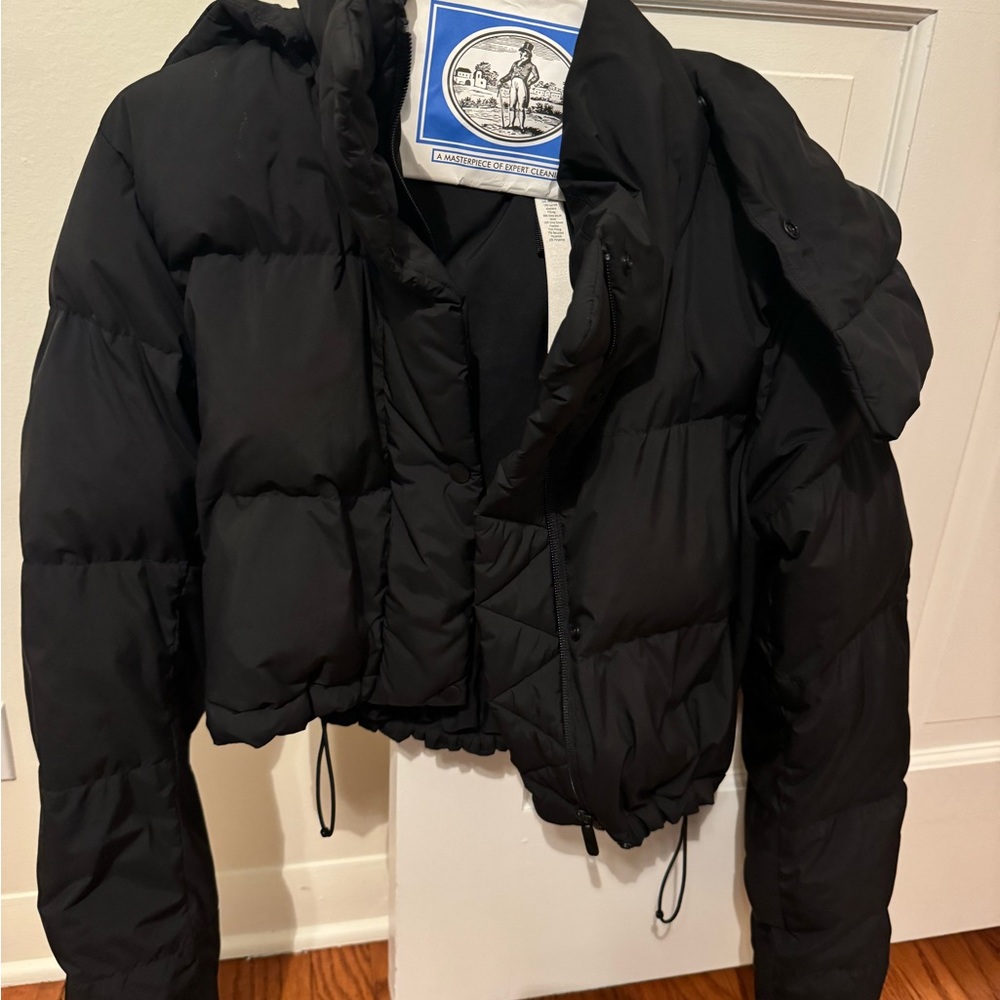 Lululemon - Wonder Puff Super Cropped Jacket black Size 6